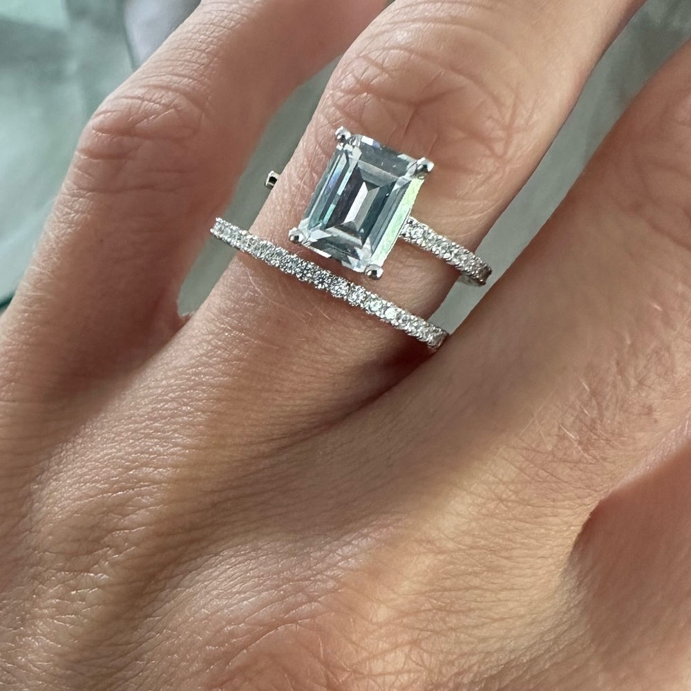 Adina Eden travel ring